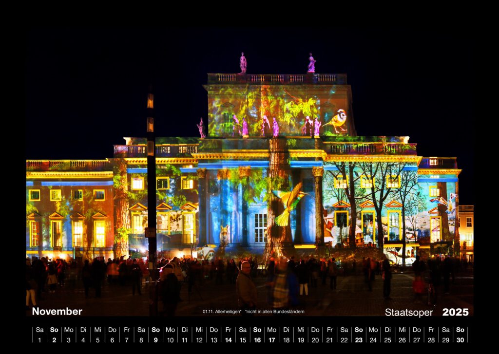 (c) Enrico Verworner , Smiling Berlin Verlag | Berlin Lights, Bildband Berlin, Berliner Lichter, Lights, Architektur Berlin, Berlin Bilder, Berlin Bilder auf Leinwand, Berlin Kalender, Berlin leuchtet, Berlinbilder auf Leinwand, Citypics Berlin, Festival of lights, Fotografie Berlin, Kalender 2024, Kalender Berlin, Kunstkalender Berlin, Lichterfest